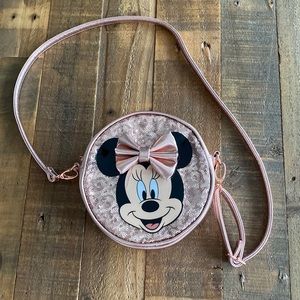 Minnie Mouse crossbody bag, rose-gold 💕